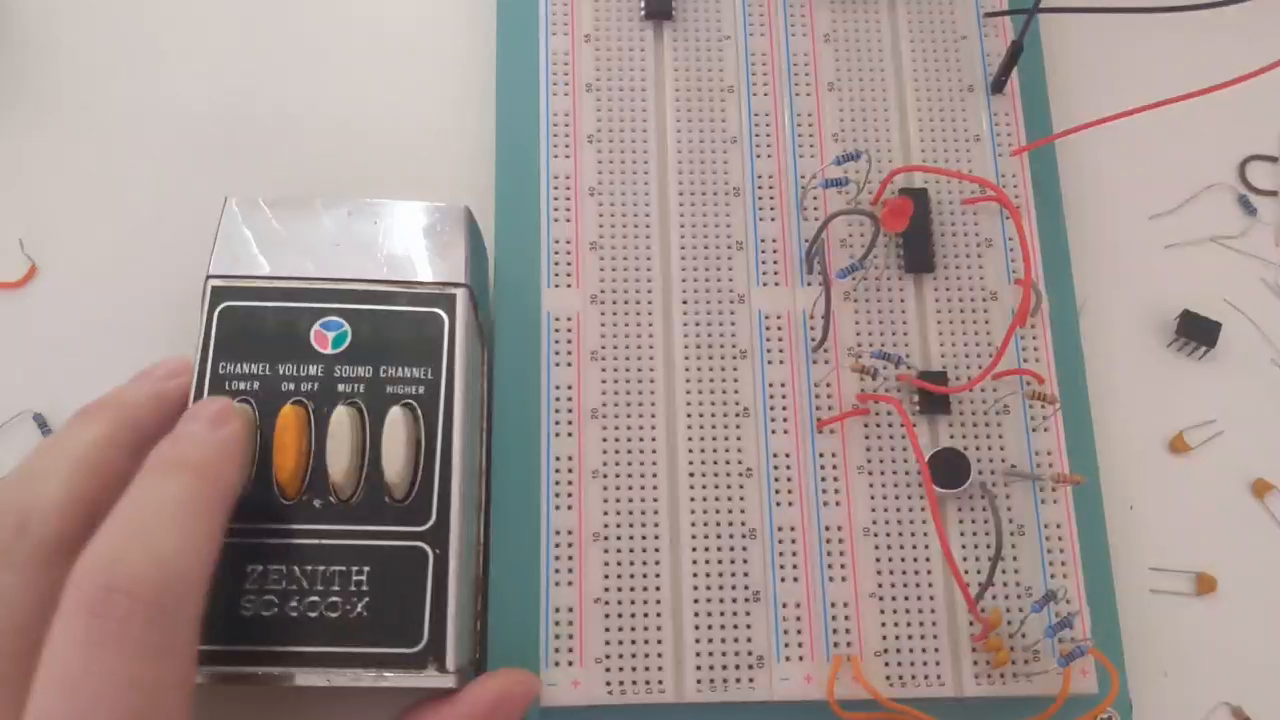I made an Analog Circuit for detecting the button press of an an early 1960s prototype controller